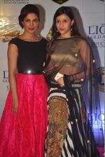 Priyanka Chopra, Mannara  at the 21st Lions Gold Awards 2015 in Mumbai on 6th Jan 2015